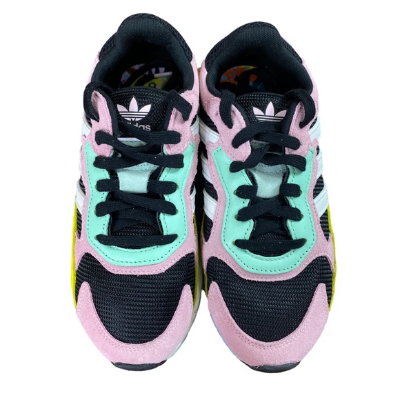 Adidas Retro Tresc Run Sneakers - Picture 2 of 7